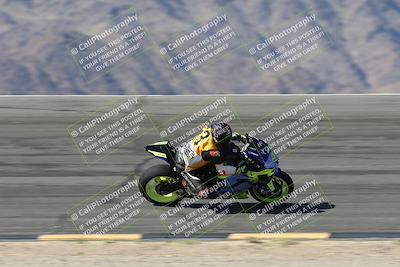 media/May-10-2025-Race Pace (Sat) [[db32fef2da]]/Vested/3-Bowl Set 1 (9am)/